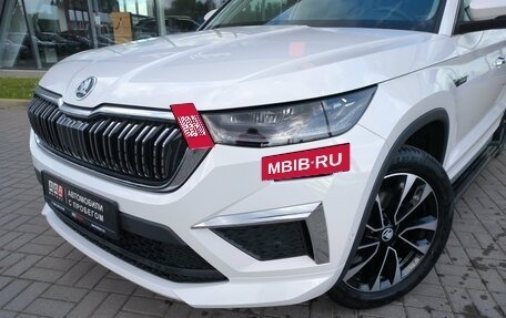 Skoda Kodiaq I, 2023 год, 3 950 000 рублей, 12 фотография