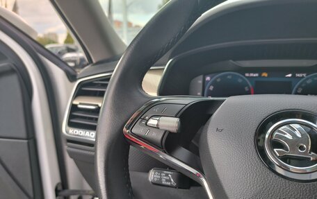 Skoda Kodiaq I, 2023 год, 3 950 000 рублей, 28 фотография