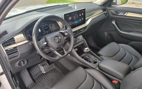 Skoda Kodiaq I, 2023 год, 3 950 000 рублей, 39 фотография