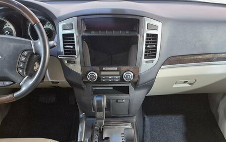 Mitsubishi Pajero IV, 2019 год, 3 800 000 рублей, 12 фотография