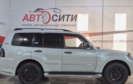 Mitsubishi Pajero IV, 2019 год, 3 800 000 рублей, 8 фотография