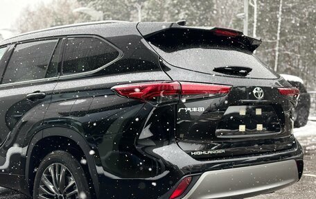 Toyota Highlander, 2025 год, 5 600 000 рублей, 9 фотография