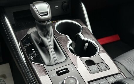 Toyota Highlander, 2025 год, 5 600 000 рублей, 18 фотография
