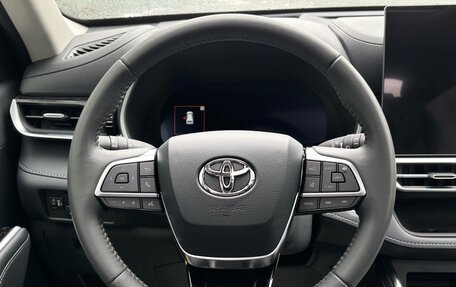 Toyota Highlander, 2025 год, 5 600 000 рублей, 16 фотография