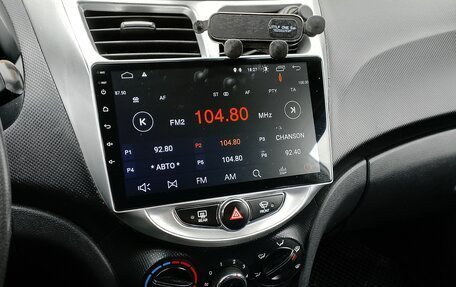 Hyundai Solaris II рестайлинг, 2012 год, 850 000 рублей, 9 фотография