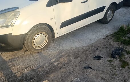 Citroen Berlingo II рестайлинг, 2012 год, 750 000 рублей, 3 фотография