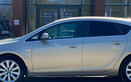 Opel Astra J, 2011 год, 595 000 рублей, 8 фотография