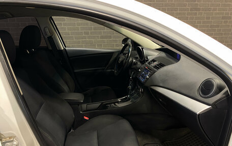 Mazda 3, 2011 год, 900 000 рублей, 10 фотография