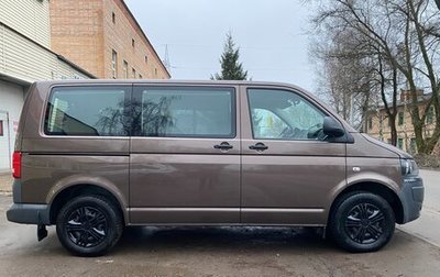 Volkswagen Caravelle T5, 2012 год, 1 775 000 рублей, 1 фотография