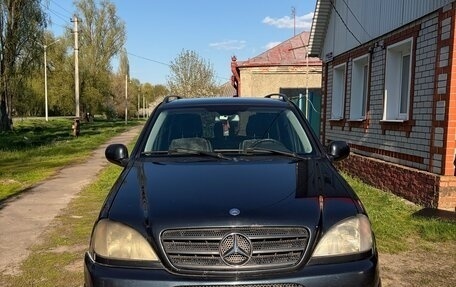 Mercedes-Benz M-Класс, 2000 год, 610 000 рублей, 1 фотография