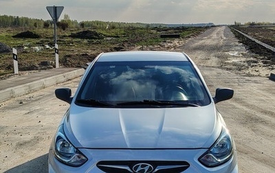 Hyundai Solaris II рестайлинг, 2013 год, 620 000 рублей, 1 фотография