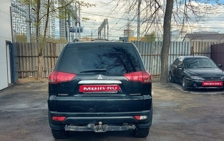 Mitsubishi Pajero Sport II рестайлинг, 2013 год, 1 700 000 рублей, 6 фотография