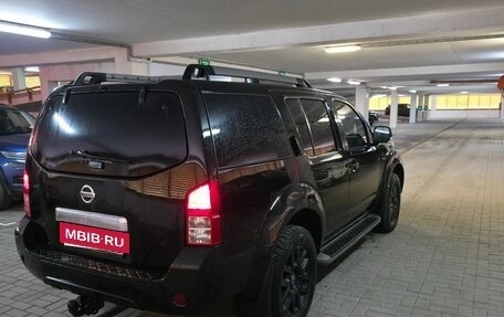 Nissan Pathfinder, 2011 год, 1 650 000 рублей, 3 фотография