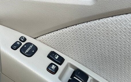 Toyota ISis I, 2010 год, 1 700 000 рублей, 6 фотография