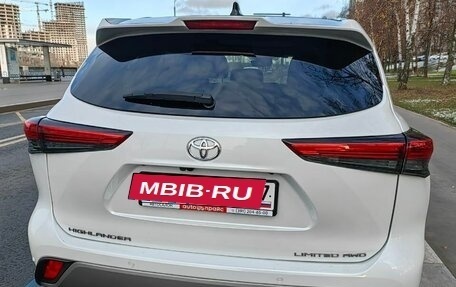 Toyota Highlander, 2024 год, 5 250 000 рублей, 8 фотография