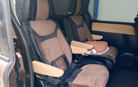 Toyota Noah III, 2014 год, 1 830 000 рублей, 15 фотография