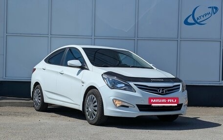 Hyundai Solaris II рестайлинг, 2015 год, 950 000 рублей, 3 фотография