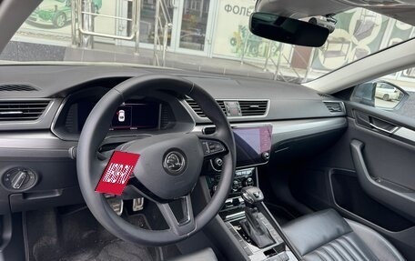 Skoda Superb III рестайлинг, 2019 год, 2 600 000 рублей, 6 фотография