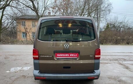 Volkswagen Caravelle T5, 2012 год, 1 775 000 рублей, 4 фотография