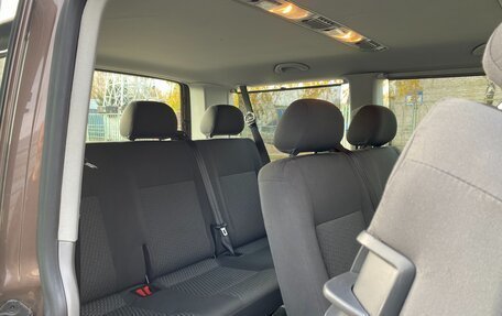 Volkswagen Caravelle T5, 2012 год, 1 775 000 рублей, 20 фотография