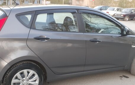 Hyundai Solaris II рестайлинг, 2015 год, 730 000 рублей, 4 фотография