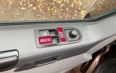 Volkswagen Caravelle T5, 2012 год, 1 775 000 рублей, 14 фотография