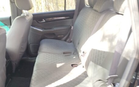 Toyota Land Cruiser Prado 120 рестайлинг, 2007 год, 1 100 000 рублей, 16 фотография