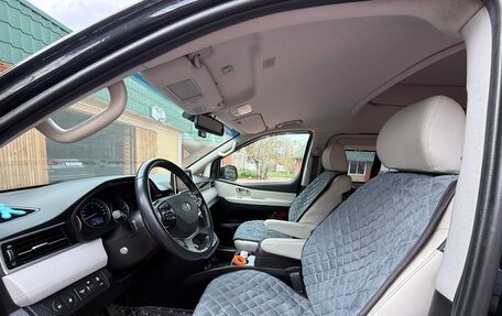 Hyundai Grand Starex Grand Starex I рестайлинг 2, 2019 год, 4 900 000 рублей, 13 фотография