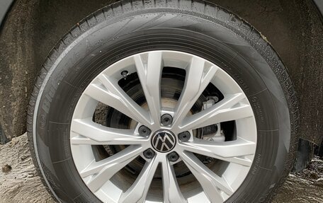 Volkswagen Tiguan II, 2021 год, 3 400 000 рублей, 4 фотография