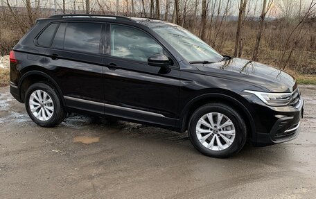 Volkswagen Tiguan II, 2021 год, 3 400 000 рублей, 3 фотография