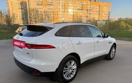 Jaguar F-Pace, 2017 год, 2 200 000 рублей, 6 фотография