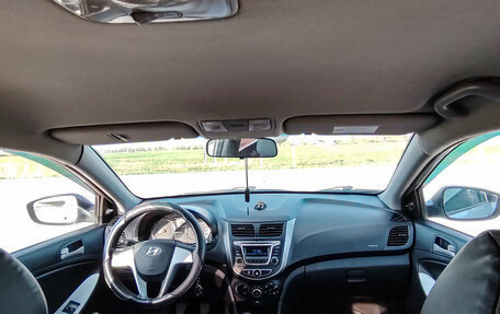 Hyundai Solaris II рестайлинг, 2013 год, 620 000 рублей, 8 фотография