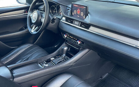 Mazda 6, 2018 год, 2 160 000 рублей, 22 фотография