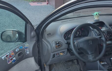 Peugeot 206, 2004 год, 210 000 рублей, 5 фотография