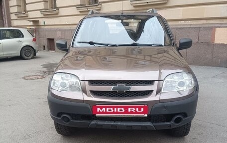 Chevrolet Niva I рестайлинг, 2014 год, 495 000 рублей, 2 фотография