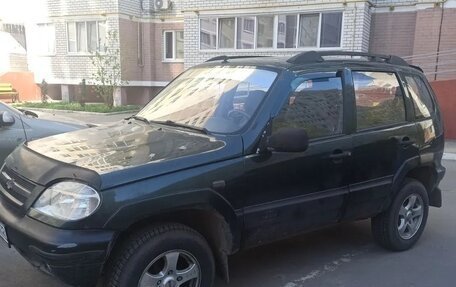 Chevrolet Niva I рестайлинг, 2005 год, 260 000 рублей, 2 фотография