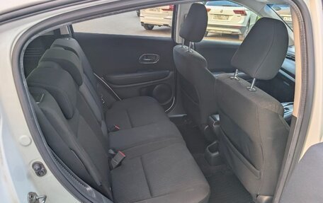 Honda Vezel, 2014 год, 2 390 000 рублей, 12 фотография