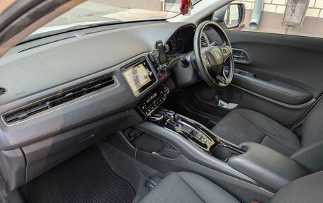 Honda Vezel, 2014 год, 2 390 000 рублей, 11 фотография