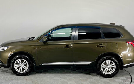 Mitsubishi Outlander III рестайлинг 3, 2020 год, 2 390 000 рублей, 9 фотография
