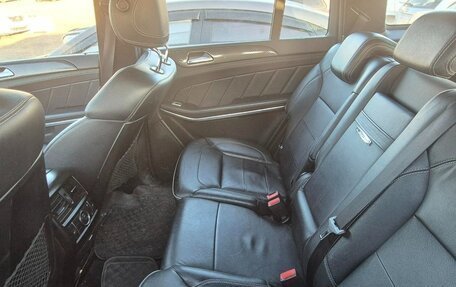 Mercedes-Benz GL-Класс, 2013 год, 2 000 000 рублей, 13 фотография