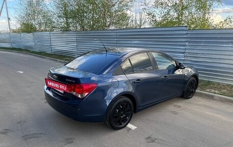 Chevrolet Cruze II, 2010 год, 425 000 рублей, 6 фотография