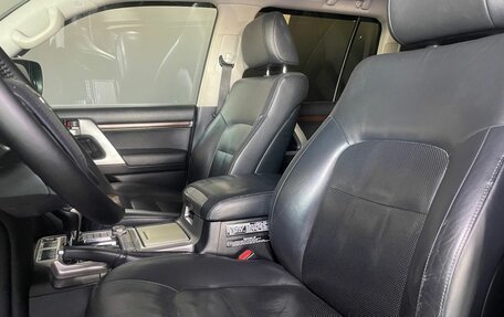 Toyota Land Cruiser 200, 2016 год, 5 500 000 рублей, 7 фотография