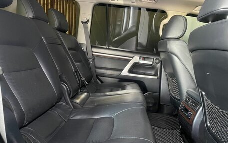 Toyota Land Cruiser 200, 2016 год, 5 500 000 рублей, 9 фотография