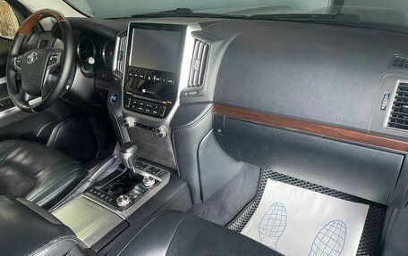Toyota Land Cruiser 200, 2016 год, 5 500 000 рублей, 11 фотография