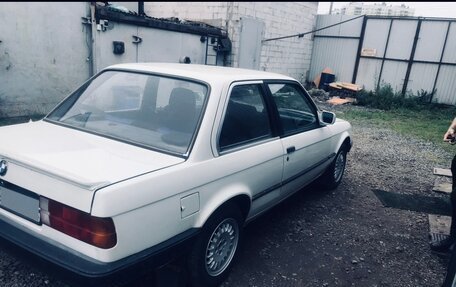 BMW 3 серия, 1985 год, 710 000 рублей, 2 фотография