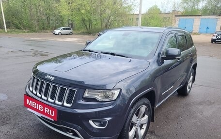 Jeep Grand Cherokee, 2014 год, 2 100 000 рублей, 2 фотография