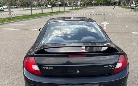 Dodge Neon II, 2002 год, 285 000 рублей, 3 фотография