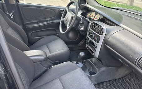 Dodge Neon II, 2002 год, 285 000 рублей, 13 фотография