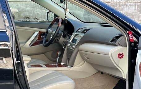 Toyota Camry, 2008 год, 1 150 000 рублей, 8 фотография