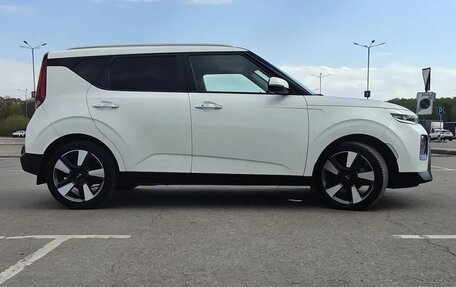 KIA Soul III, 2021 год, 2 400 000 рублей, 2 фотография